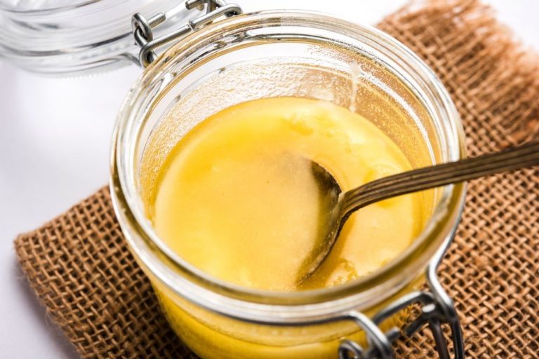 Banha de galinha com mel para aliviar tosse em crianças | Banha de Galinha